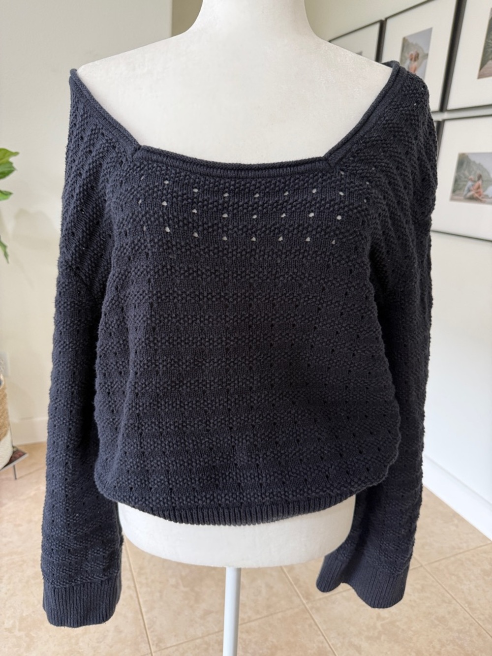 Black Women's Lightweight Knit Sweater